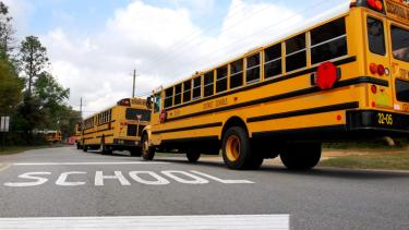 field trip school bus